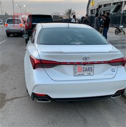 تويوتا أفالون